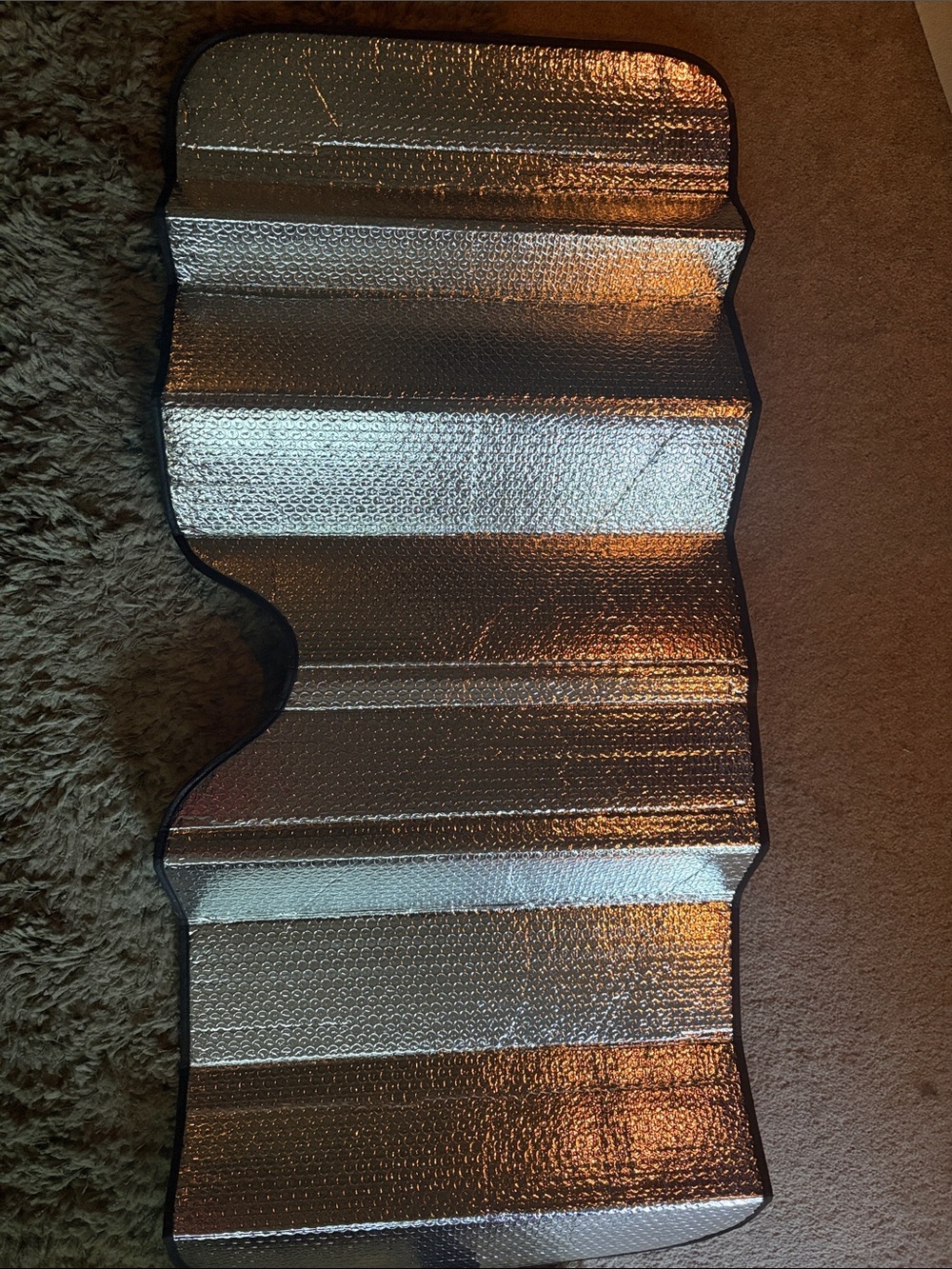 Universal Reflective Car Windshield Sun Shade - Silver - Picture 2 of 3